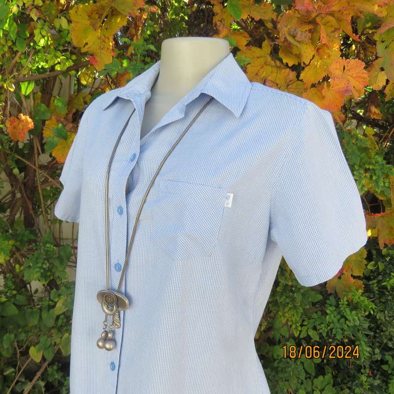 checked short sleeve top in blue/white
