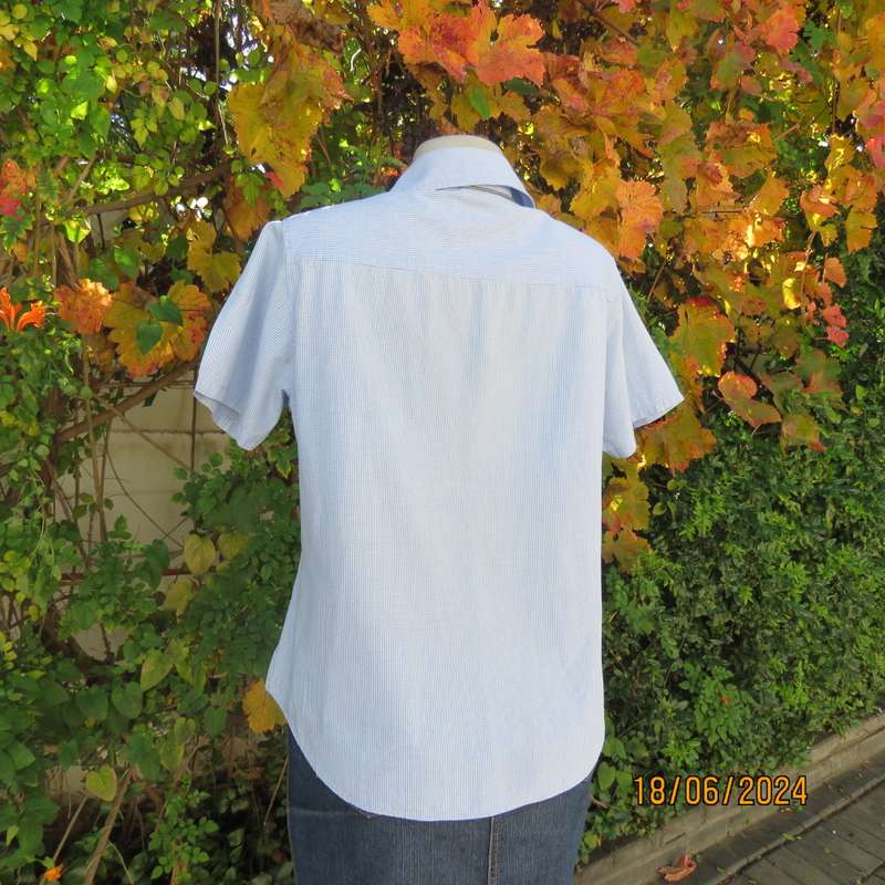 checked short sleeve top in blue/white