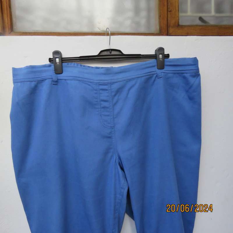 Cobalt blue DONNA CLAIRE size 50 polycotton stretch pants. Flat front/elasticated waist back.