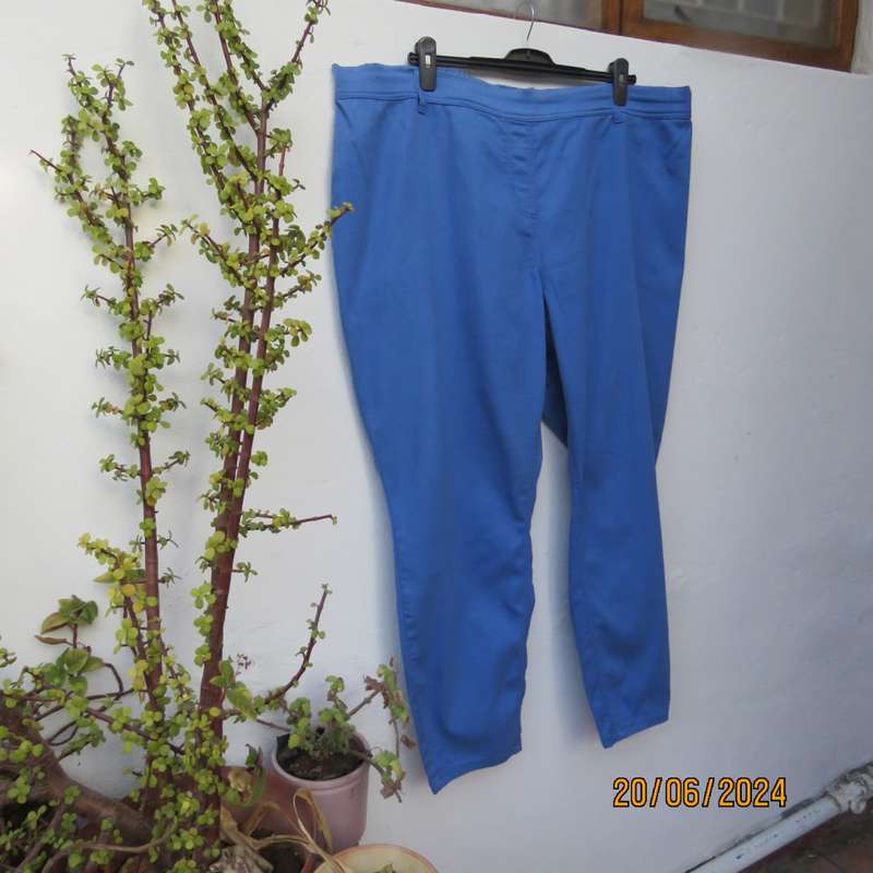 Cobalt blue DONNA CLAIRE size 50 polycotton stretch pants. Flat front/elasticated waist back.