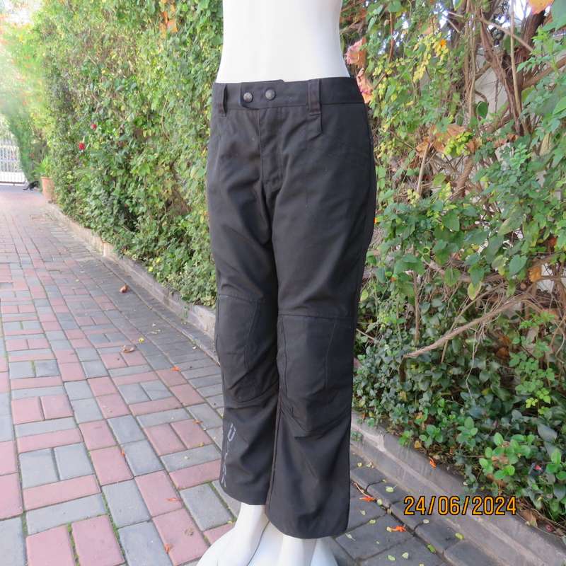Ladies KULCHA adventure apparel black motorbike pants size 38. Padded knees. Brand new cond.