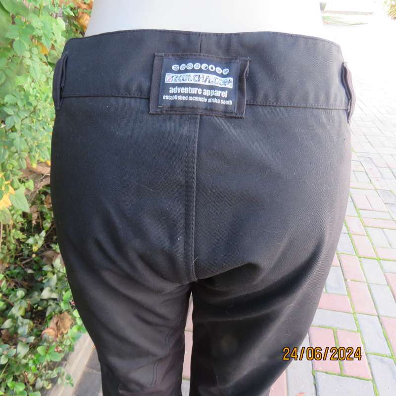 Ladies KULCHA adventure apparel black motorbike pants size 38. Padded knees. Brand new cond.
