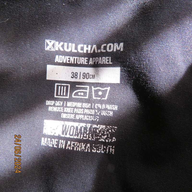 Ladies KULCHA adventure apparel black motorbike pants size 38. Padded knees. Brand new cond.