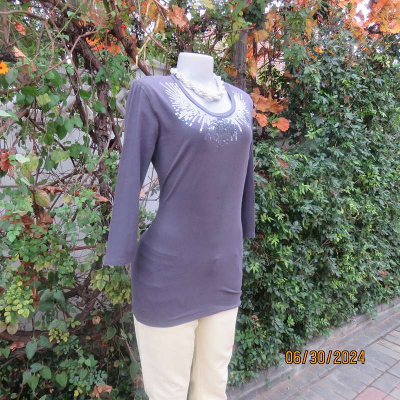 Fabulous long grey cotton stretch evening/day wear long sleeve top.Sequin decoration. By KELSO 34/36