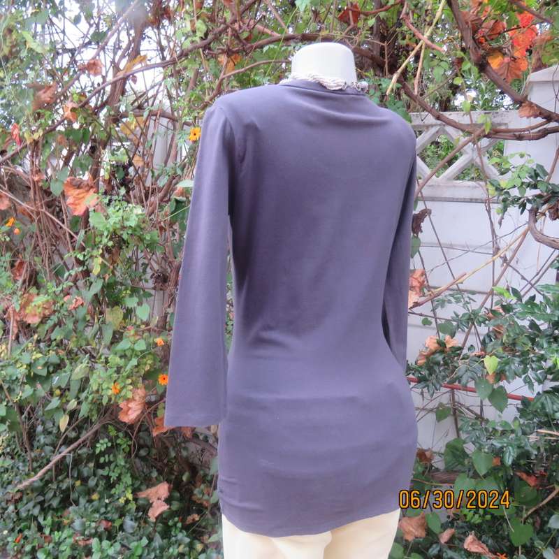 Fabulous long grey cotton stretch evening/day wear long sleeve top.Sequin decoration. By KELSO 34/36
