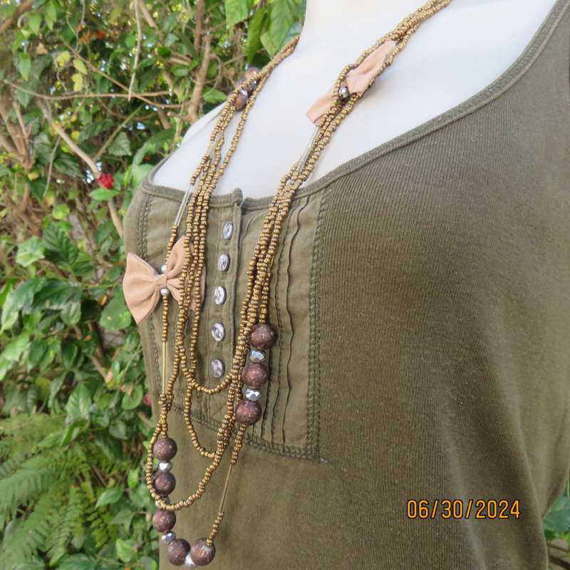 EDDIE BAUER hunters green strappy top size 38 in stretch cotton. Decorated bib. From U.S. Very good.