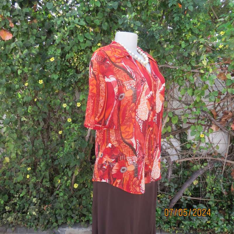 Make a statement in this autumn colour creased polyester CONTEMPO button down top size 36.