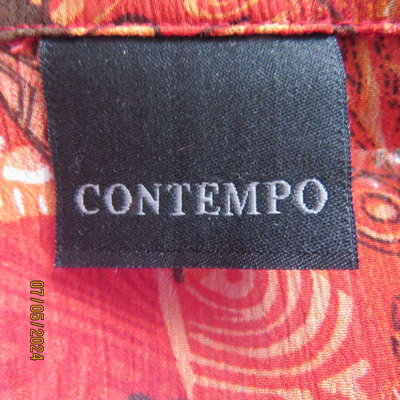 Make a statement in this autumn colour creased polyester CONTEMPO button down top size 36.