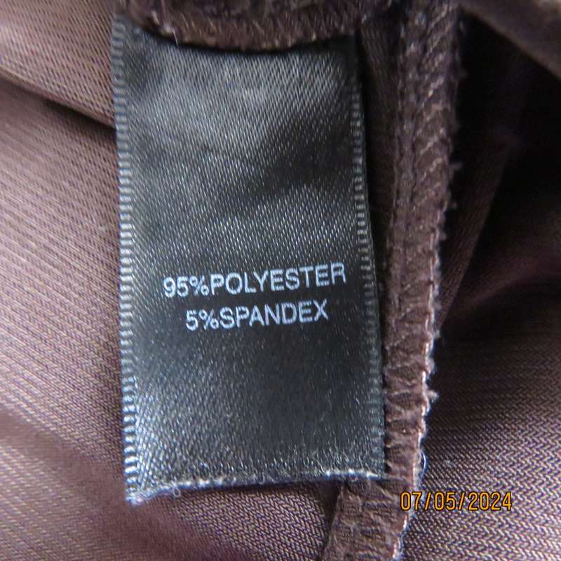 Choc brown stretch polyester gored skirt with elastic waist. By EXACT in size 40/16. Very good cond.
