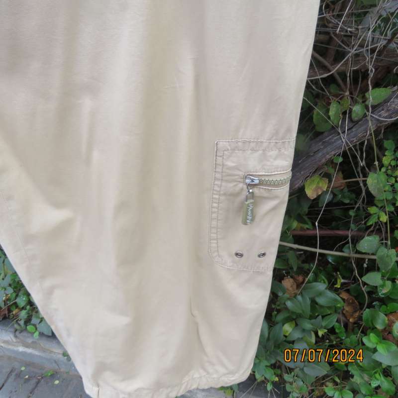 Fabulous wheat colour PENNY C casual cotton pants size 42.  With drawstring waist.Pockets. As new.