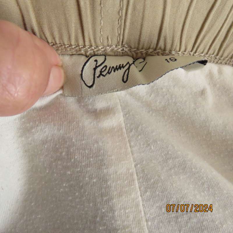 Fabulous wheat colour PENNY C casual cotton pants size 42.  With drawstring waist.Pockets. As new.