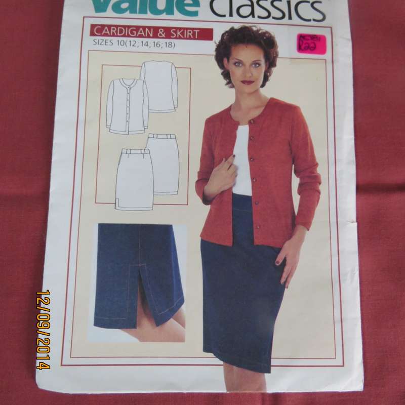 Value classics sewing pattern for cardigan and skirt. Sizes 34/10 to 42/18. New condition.