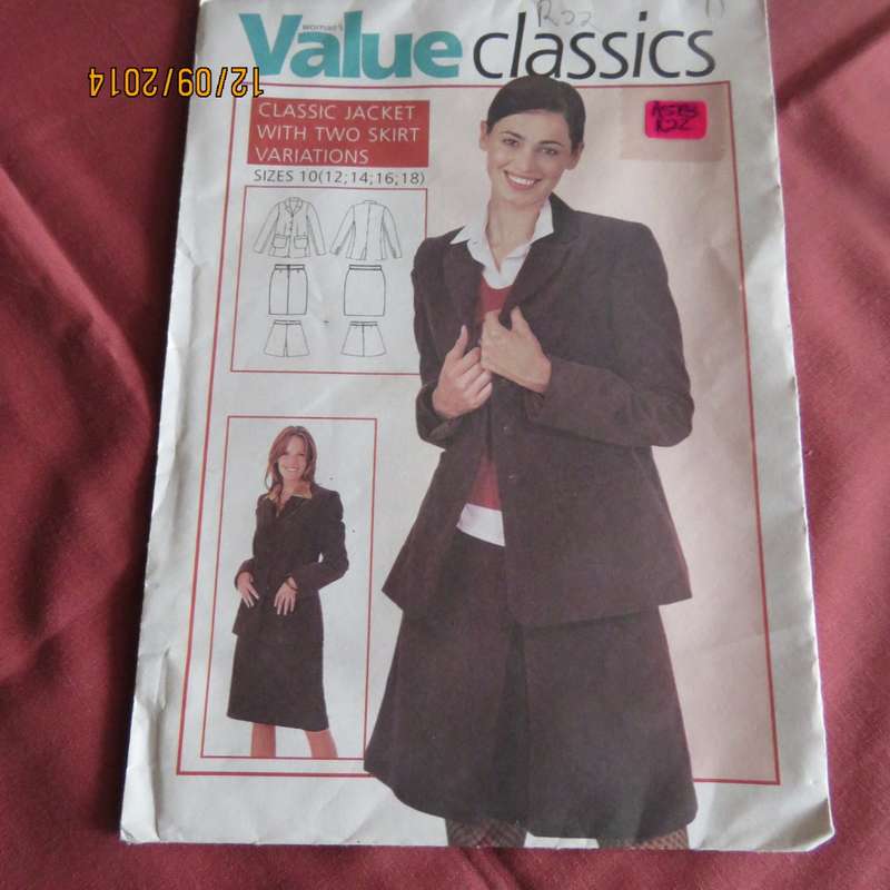 Sewing pattern for classic jacket and 2 skirt variations by VALUE Classics. Size 34 to 42. As new