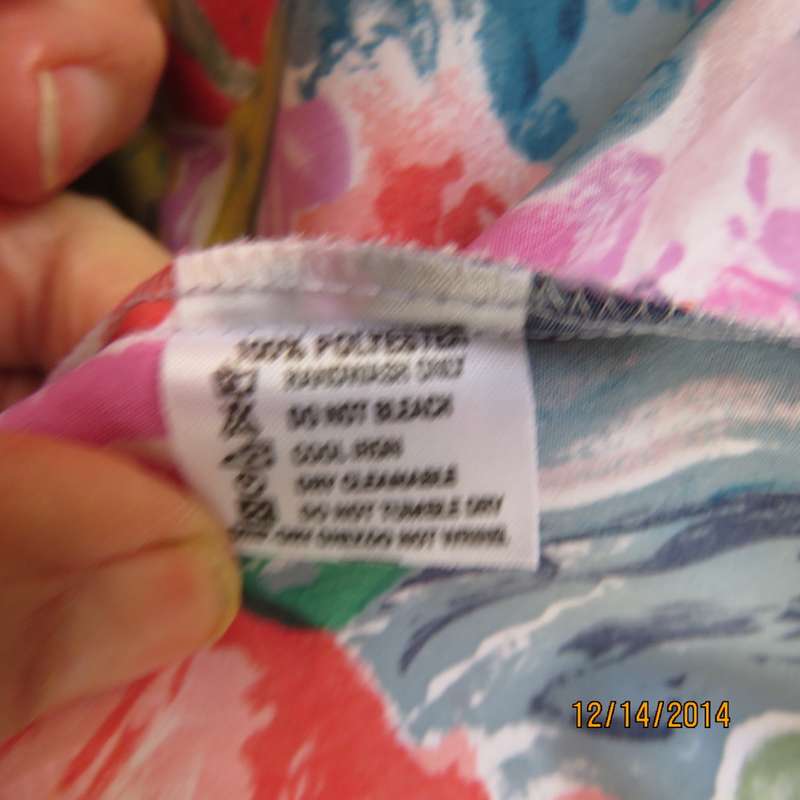 Colouful floral button down top with collar/rounded hems/short sleeves. Size 34 by CONCEPTS.As new