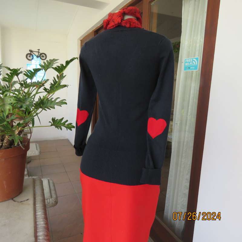 Cute,navy long sleeve knitted acrylic cardigan with red hearts on elbows! Size 34 INWEAR.Button down
