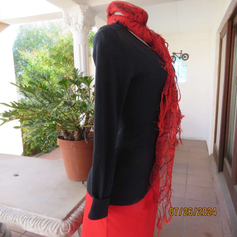 Cute,navy long sleeve knitted acrylic cardigan with red hearts on elbows! Size 34 INWEAR.Button down