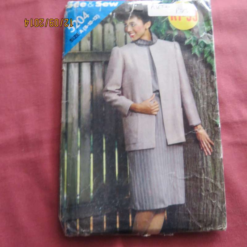 SEE & SEW sewing pattern 5204 for dress and jacket in size 32 to 36. New condition.