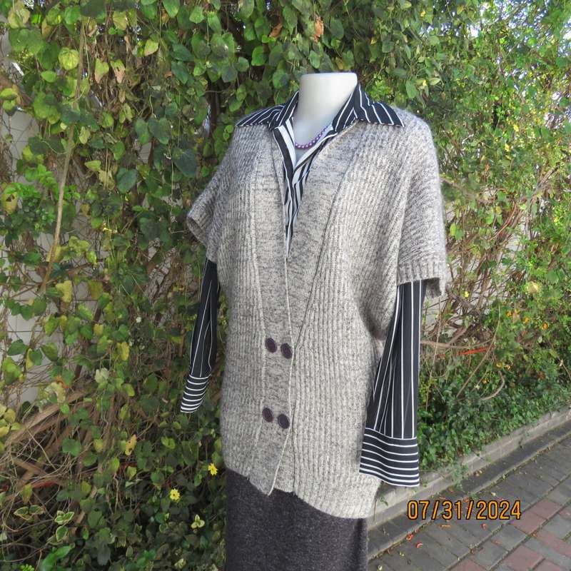 COSTA BLANCA Spain mottled grey double breast cardigan with 45% mohair.Size 36. New condition.