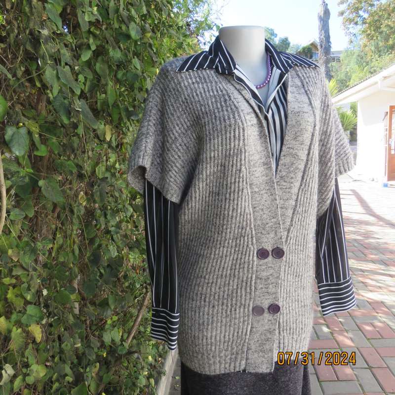 COSTA BLANCA Spain mottled grey double breast cardigan with 45% mohair.Size 36. New condition.