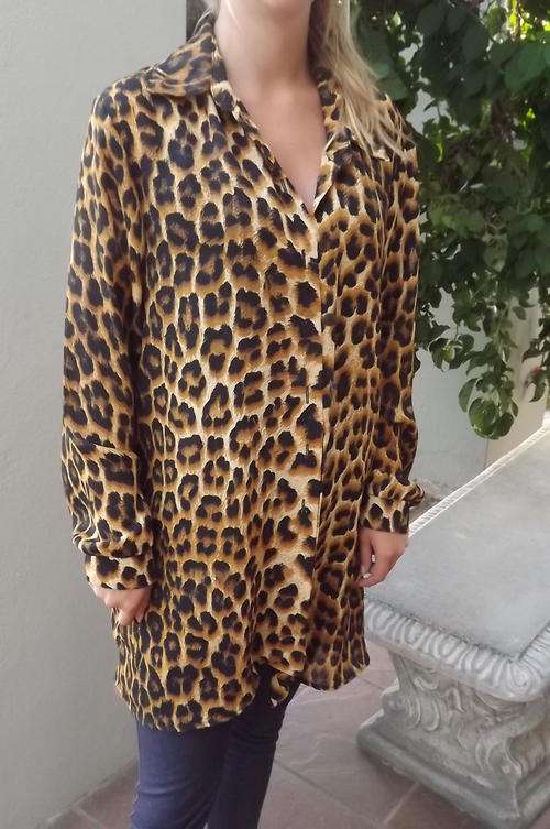 Leapardskin Top in size 38/40 from the 80's.