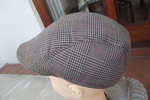 Vintage Checkered Flat Cap in size medium