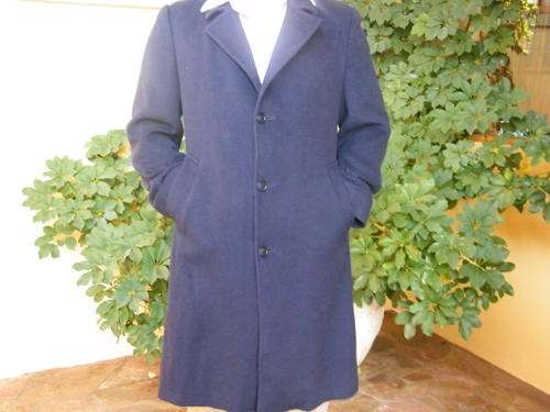 Men's Durburg Wool Coat in size Med-Large - used condition - fully lined - see scans