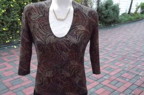 Evening Geometrical Patterned Top in Size 34 by Truworths Glamour - 3 quarter sleeves
