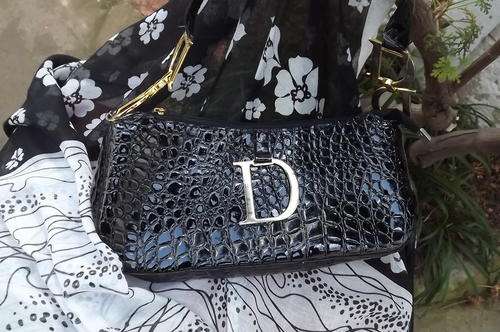 Black Plastic Hand Bag made in China - as new - 13x28cm