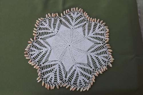 Crocheted Doily with small shells - diameter 30cm - in as new condition