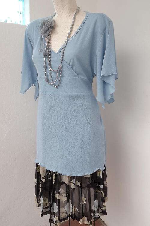 Stunning Light Blue Jenny Cole Top in size 40 to 42 - 100% Polyester - as new condition