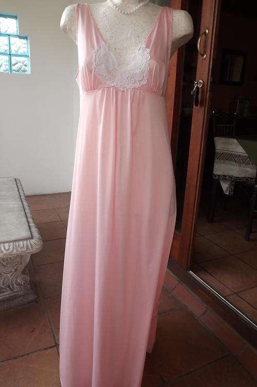 Long Vintage Nylon Nightie in size Small - excellent condition - as new