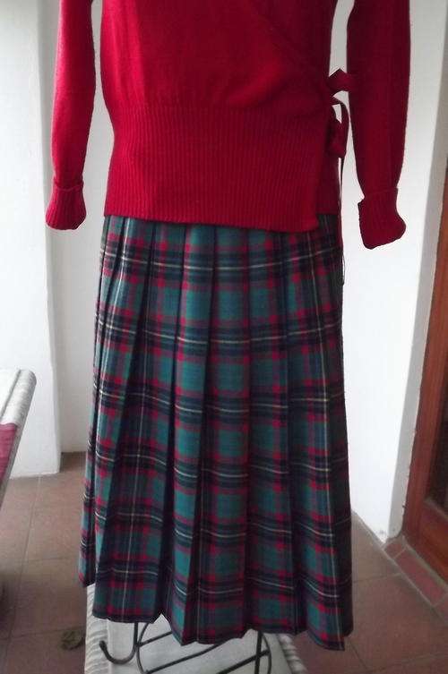 Vintage Tartan Check Skirt with Knife Pleats in size 10/34 - used but in good condition