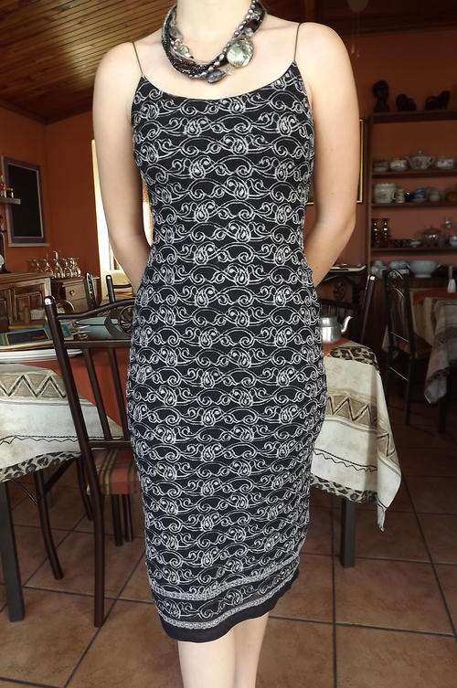 Fabulous Calf Length Cocktail Dress in Black & Silver Print in size 8/32 by In Wear International