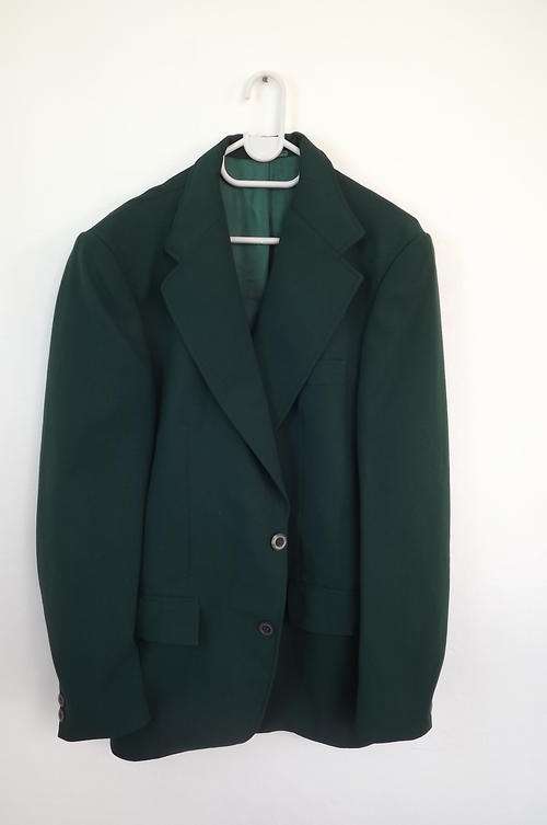 Bottle Green Trevira Cabana Beach Men's Jacket  in blazer style. Chest 106cm. Size 6. Good condition