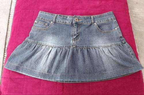 Denim Mini Skirt with Frill & 3 Pockets in size 12/36-80% Cotton-some polyester & spandex-as new