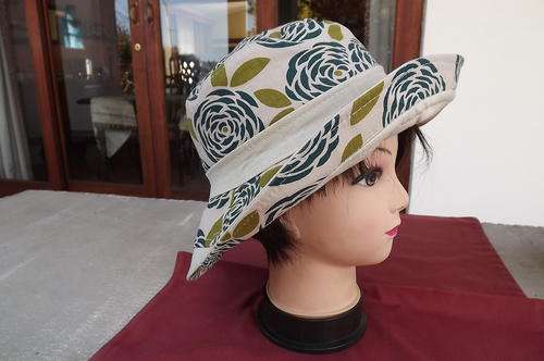 Linen Sunhat with Green Patterned Hood and Rim - new - never worn