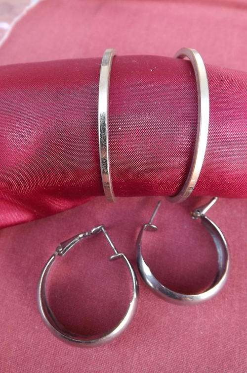 Set of 2 Pair Piercing Earrings - see scans - good condition