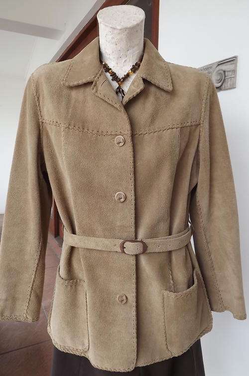 Vintage Genuine Suede Jacket in Tan Colour in size 12/36 - stitched all around - good condition