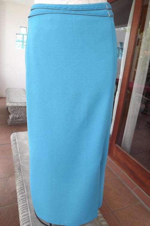 Maxi Blue Pencil Skirt with Slit- Crepe Look- size 8/32- nice detail on middle front- very good cond