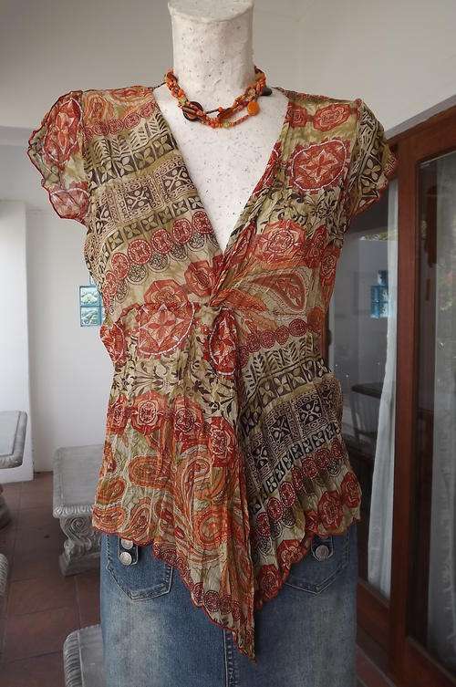 Very Pretty OBR Jeanswear Top in Autumn Colours - Short Open Sleeves - in size 38 - as new