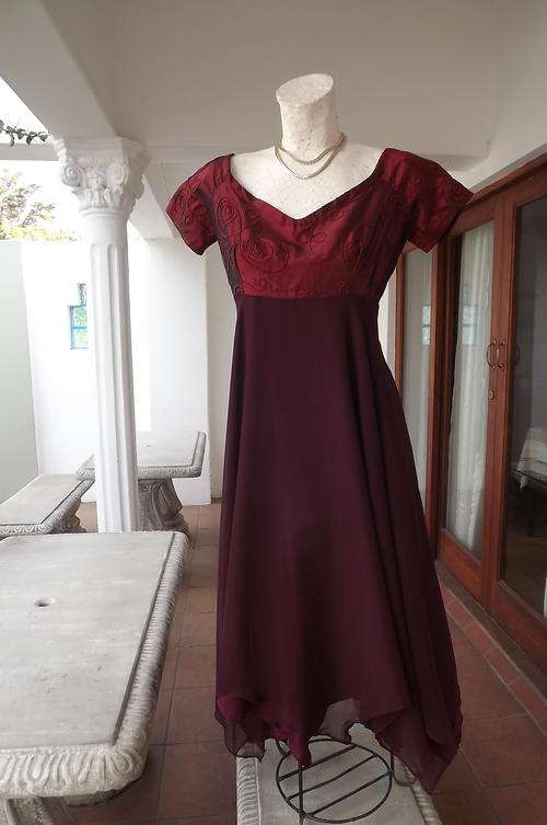 Beautiful Burgundy Colour Party Dress made by Local Boutique in size 10/34 - worn once