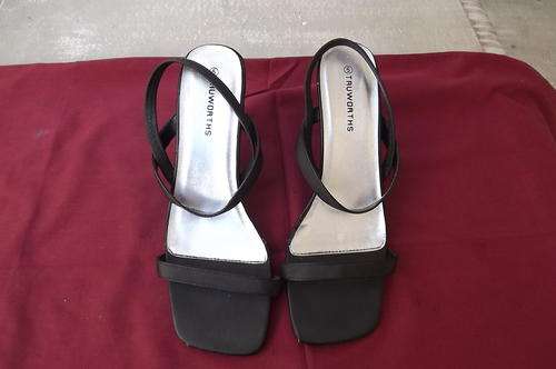 Pair of Black Truworths Sandals in size 5 - worn for a few hours - see scans