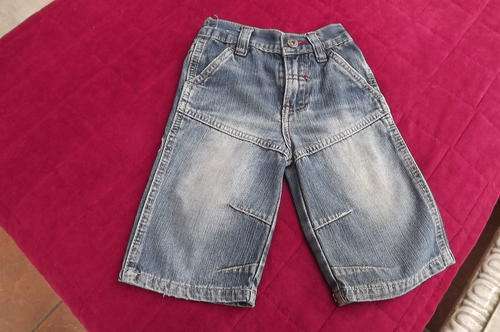 Fashionable 3 Quarter Boys Jeans in 100% Cotton Embroidery on Back size 2-3 years-excellent cond