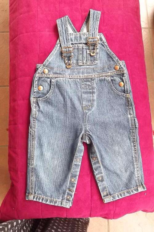 Boys Denim Dungaree for 6 to 12 month old made in India-100% Cotton by Gap - as new