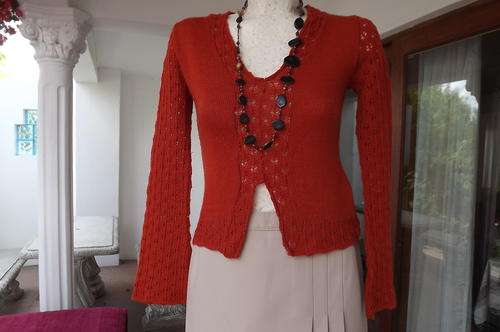 Pretty Ladies Knitted Long Sleeve Burnt Orange Colour Top in size 10/34 - good condition