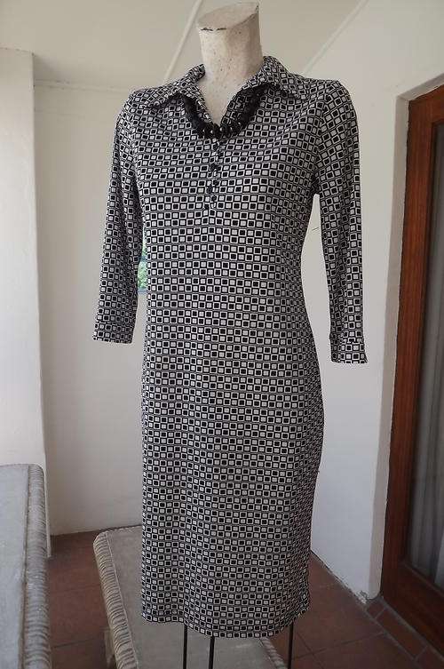 Stylish Black & White Block Pattern Polyester Dress with 3 Quarter Sleeves in size 10/34 by Milady's