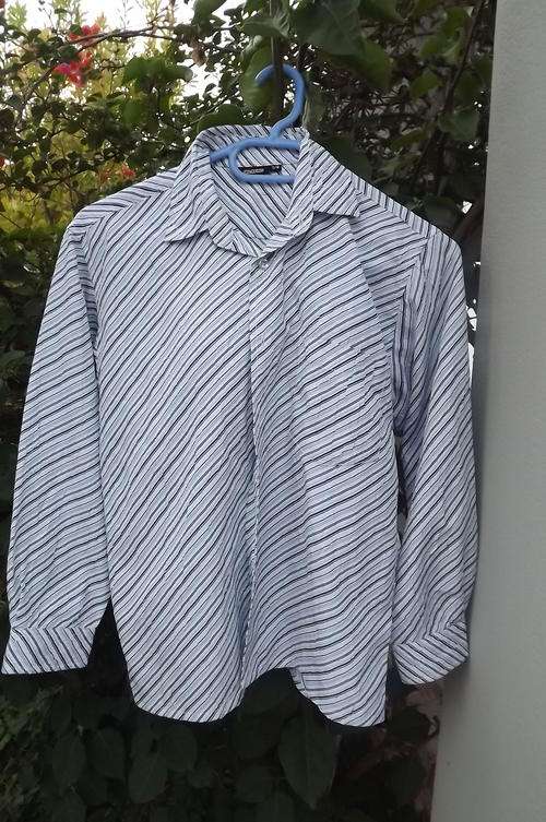 Jabaroo Boy's Shirt for 7-8 yr old in Blue & White Stripe - Creased Poly Fabric - as new