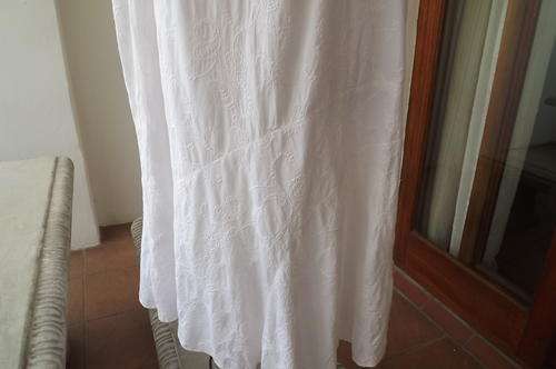 Casual Dresses White Summer Dress made from Embroidered 100 Cotton Fabric in size 24 48 by Donna Claire was sold for 85.00 on 8 Apr at 14 46 by trendyvintage191 in Oudtshoorn ID 140944317