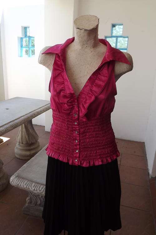 Deep Pink Judy's Pride top in Silky Fabric in size 18/42-suitable for evening or day wear-good cond