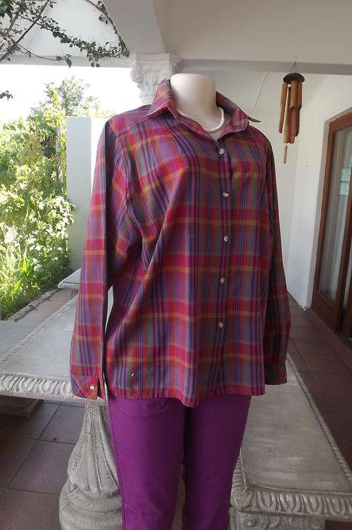 Multi Colour Check Ladies Shirt in Mostly Purples by Shelley in size 14/38 - as new